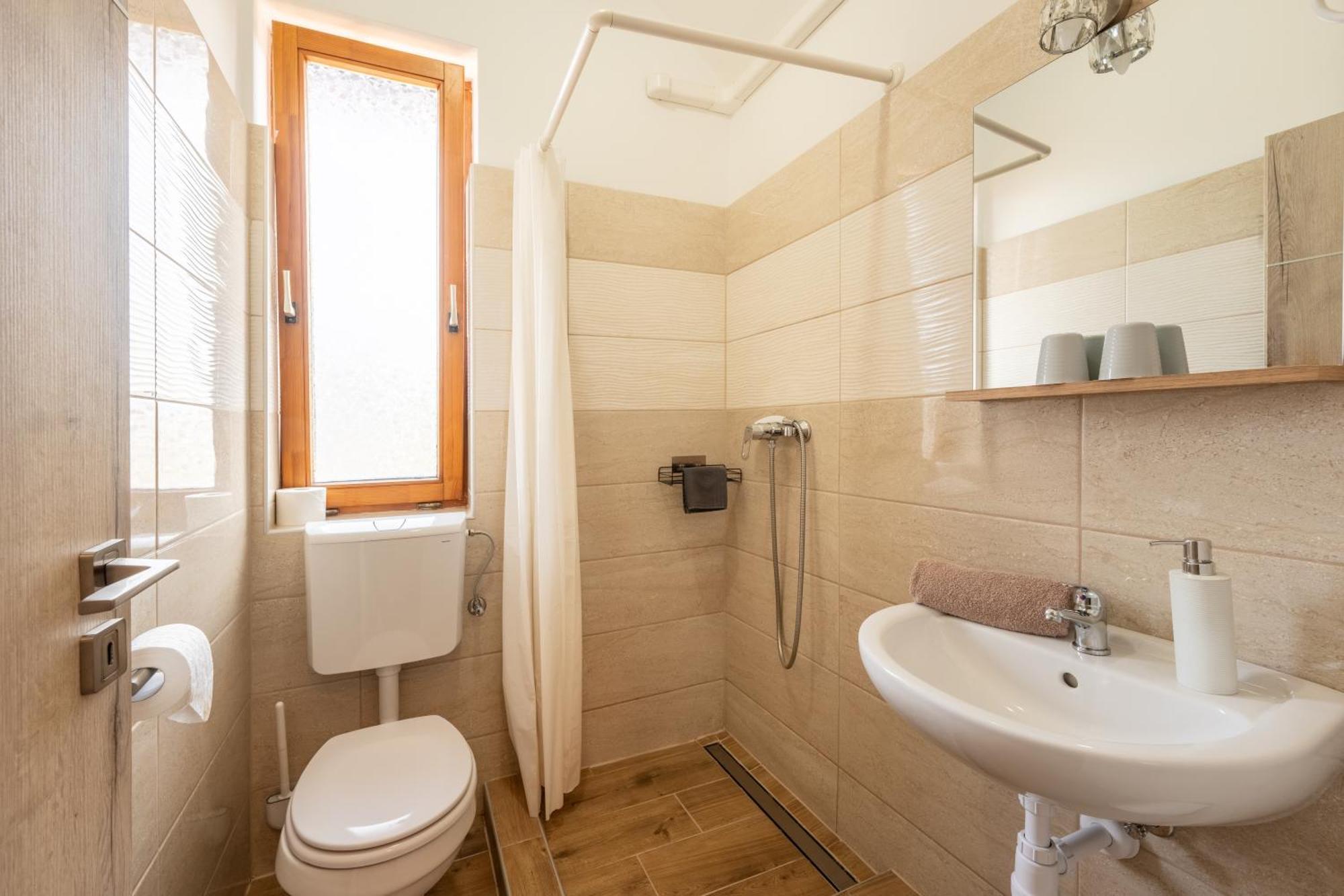 Szenti Vendeghaz Bed and Breakfast Γκιόρ Εξωτερικό φωτογραφία