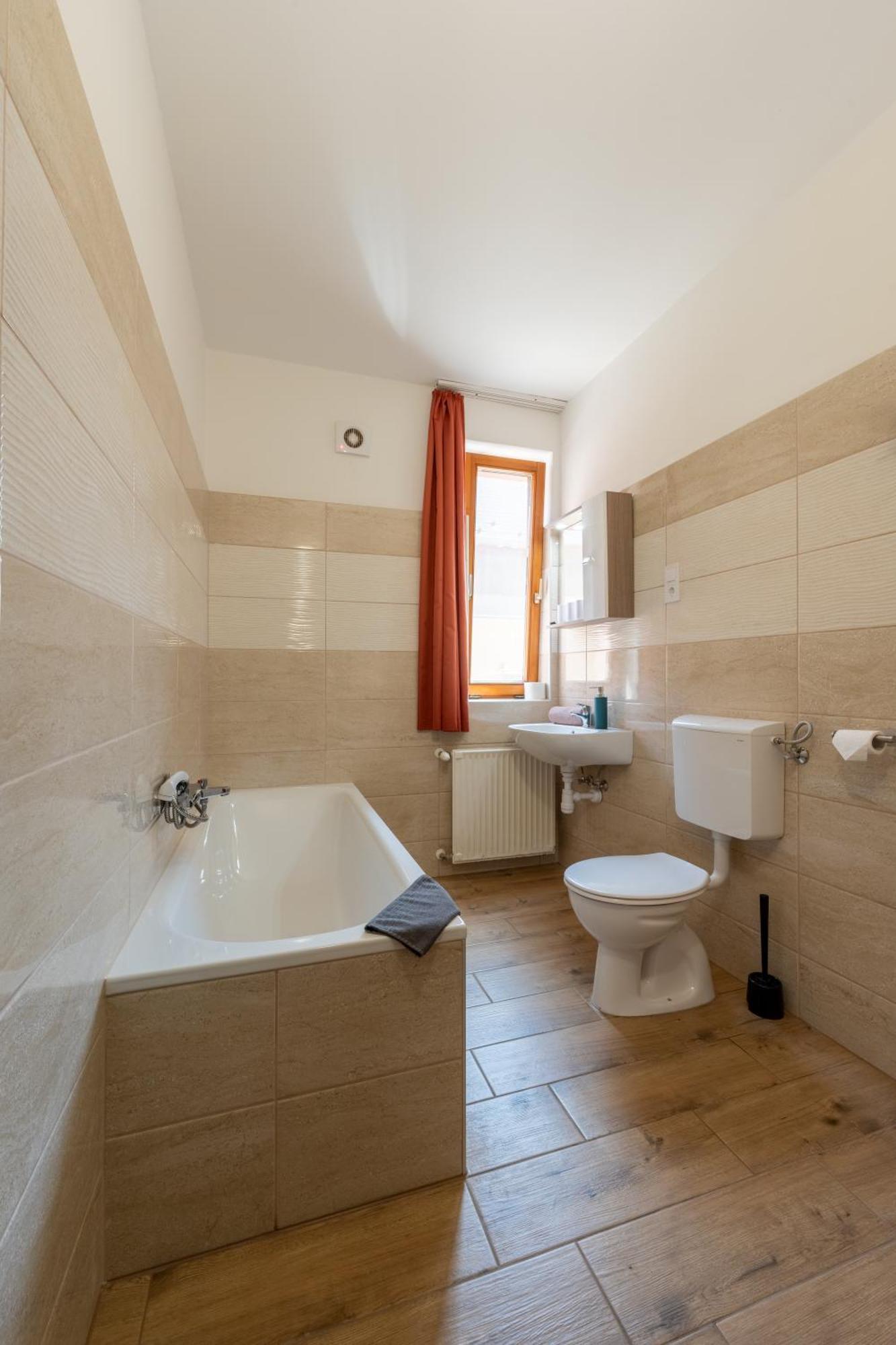 Szenti Vendeghaz Bed and Breakfast Γκιόρ Εξωτερικό φωτογραφία